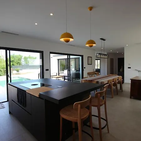 D Exception Piscine Privee 300m2 16 Pers Duo Les Terrasses De Ruppione *
