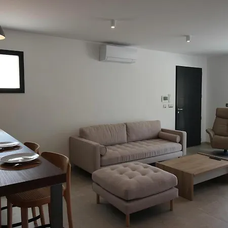 Vila D Exception Piscine Privee 300m2 16 Pers Duo Les Terrasses De Ruppione
