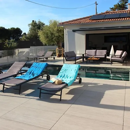 Vila D Exception Piscine Privee 300m2 16 Pers Duo Les Terrasses De Ruppione