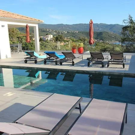 D Exception Piscine Privee 300m2 16 Pers Duo Les Terrasses De Ruppione Vila