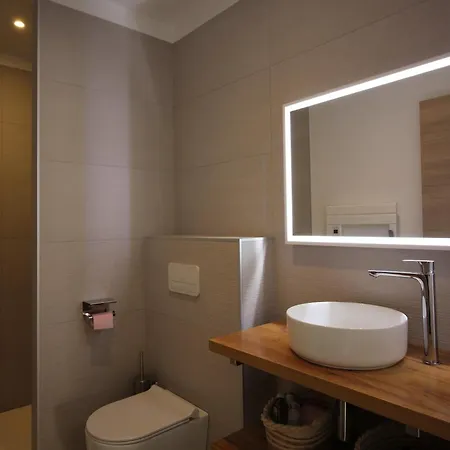 D Exception Piscine Privee 300m2 16 Pers Duo Les Terrasses De Ruppione