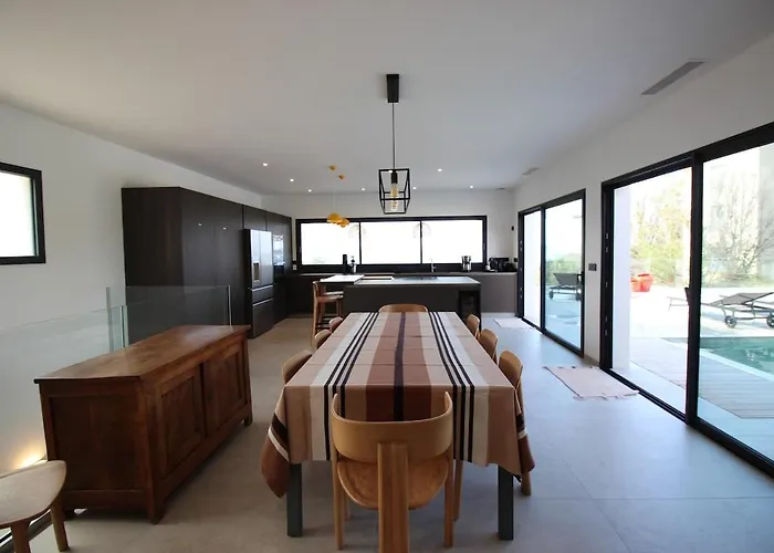 Villa D Exception Piscine Privee 300m2 16 Pers Duo Les Terrasses De Ruppione Pietrosella